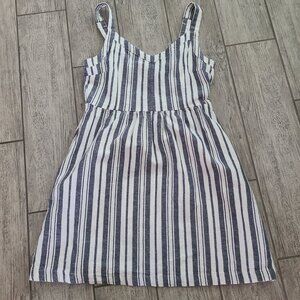 Roxy junior women's Grey/blue & White Striped Sleeveless Sundress – Size L